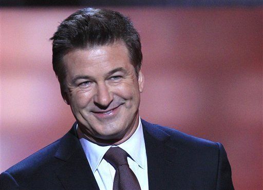 Alec Baldwin dona 1 millón de dólares a la Filarmónica de NY