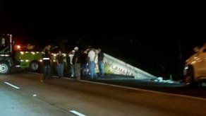 Mula pierde el control y se sale de la carretera al Puente Centenario