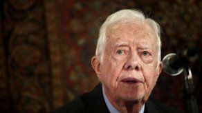 Expresidente de EEUU Jimmy Carter sometido a operación de hígado