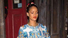 Rihanna rompe a llorar sobre el escenario en Irlanda