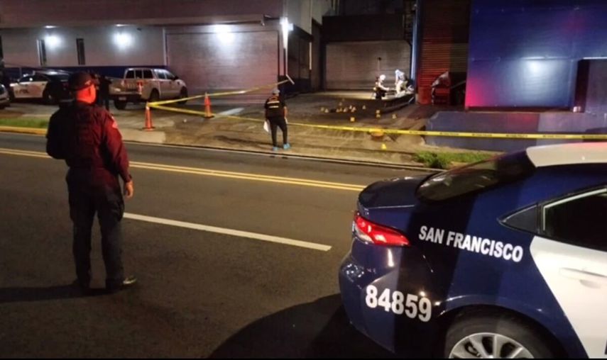 Dos sujetos le propinaron varios disparos a otro que se encontraba en la vía 12 de Octubre.