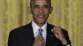 Obama habla de progreso de hispanos en salud y educación