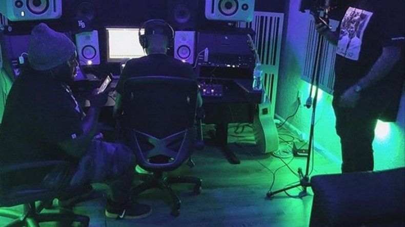 El éxito acompaña a Sech, graba junto a Nicky Jam