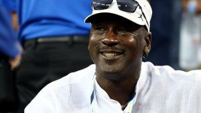 Michael Jordan ingresa a lista de Forbes con fortuna de mil millones de dólares