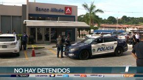 Cuatro delincuentes roban en banco ubicado en Brisas del Golf Cuatro delincuentes roban en banco ubicado en Brisas del Golf