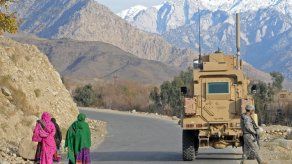 Familiares y vecinos matan a una pareja en Afganistán en otro crimen de honor