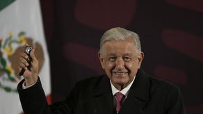 Me voy muy contento, dice Andrés Manuel López Obrador en su último día como presidente mexicano.