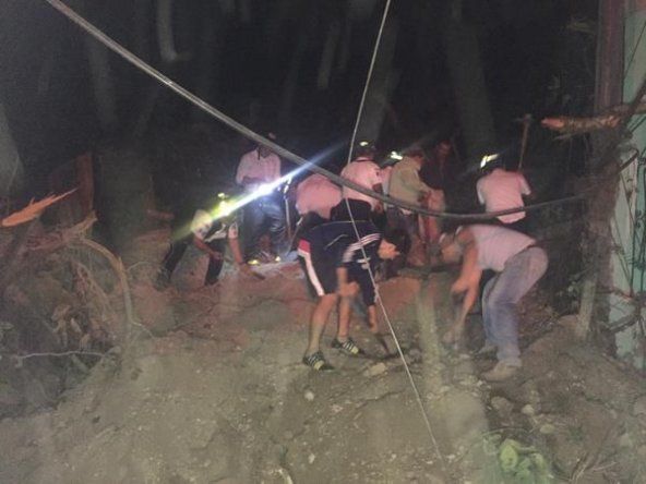 Al menos un muerto y 25 heridos por deslave en Guatemala