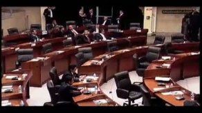 Video: Proyecto de revocatoria de mandato ¿una ley política?