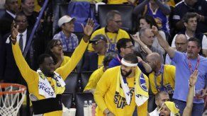 Las palizas se vuelven habituales en playoffs de la NBA