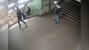 Berlín: Identifican sospechoso de ataque brutal en el metro