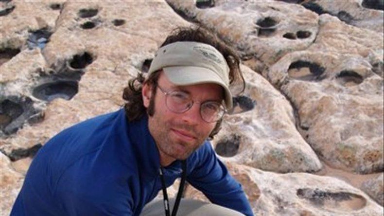 Geólogos descubren pista de baile de dinosaurios