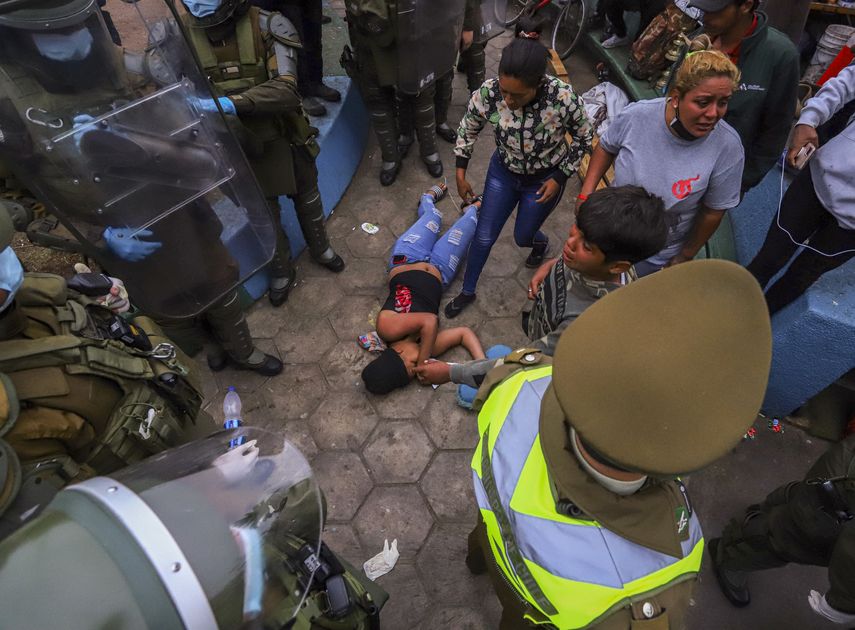 Violento desalojo de migrantes en el norte de Chile