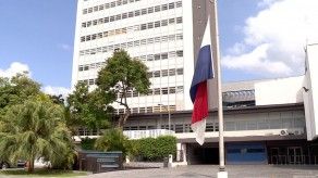 Diputados salen en defensa de la planilla 002