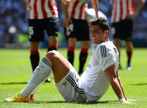 Cristiano Ronaldo llega tocado a la concentración de Portugal