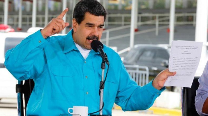 Maduro anuncia renovación parcial del Gobierno para los próximos días
