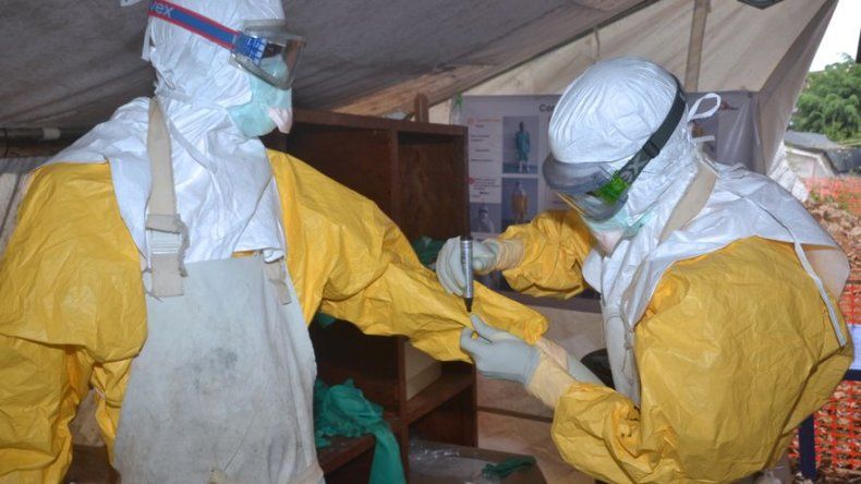 EEUU vigila a técnico por posible exposición al ébola