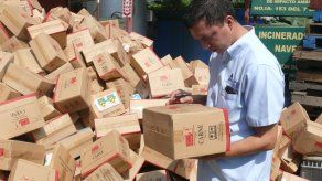 AUPSA incinera más de mil cajas por almacenamiento inadecuado