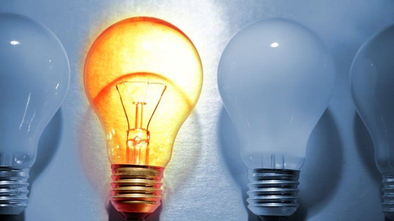 Israel reduce electricidad en áreas palestinas por deuda