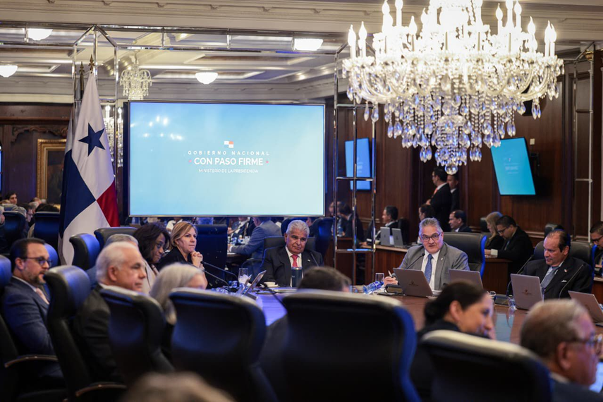 Consejo de Gabinete aprueba operación de la Zona Libre de Combustible en Colón.