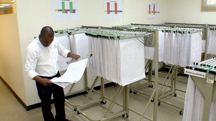 Richard Barrow, asistente de control de documentos de la ACP