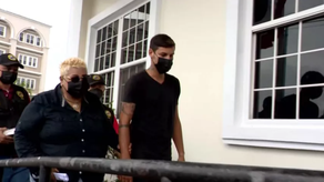 Yeísmo Possu junto a su abogada Sarai Blaisdell.