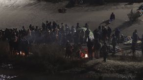 Decenas de miles de migrantes esperan a que se restaure el asilo en EE. UU.