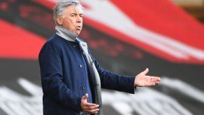 El líder Everton deja de estar invicto al perder en Southampton