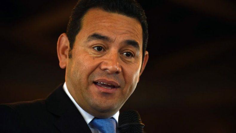 Prohíben salir de Guatemala a familiares del presidente Jimmy Morales