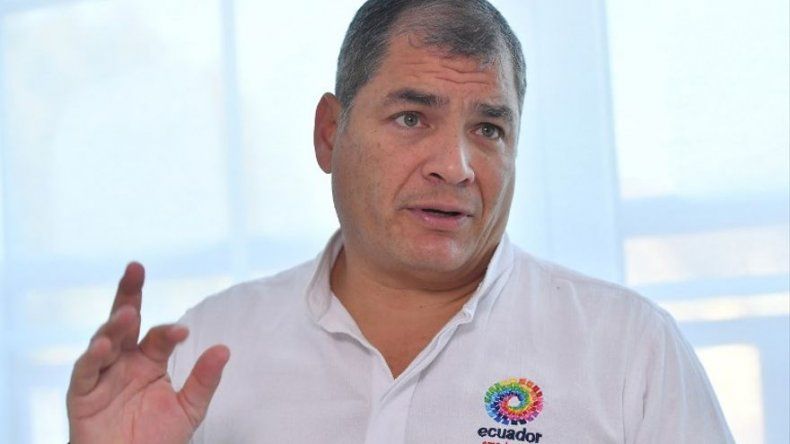 Gobierno de Ecuador presenta documentos de financiación venezolana a Correa