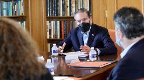 Presidente Cortizo visita instalaciones deportivas y tecnológicas de Universidad de Texas.