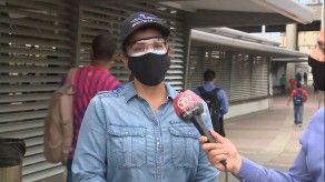 Gobernadora de Panamá y Mi Bus entregan mascarillas en Los Andes