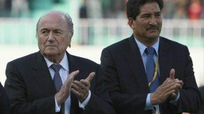 FIFA suspende a dirigente nepalí por 10 años por soborno