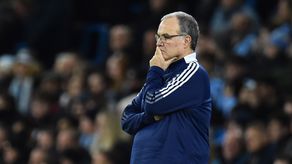 Marcelo Bielsa es anunciado como nuevo entrenador de Uruguay