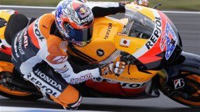 Piloto australiano Stoner se accidenta en clasificatoria