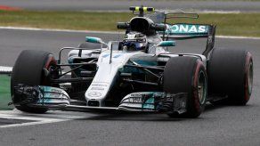 Bottas domina prácticas del GP de Gran Bretaña