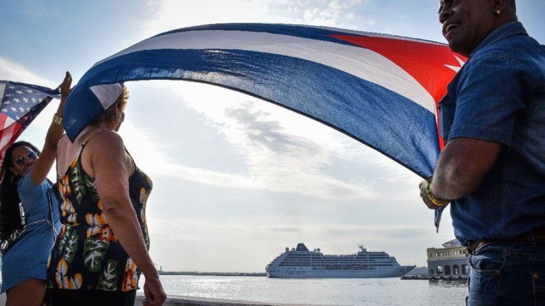 El Adonia, primer crucero de EEUU a Cuba en décadas