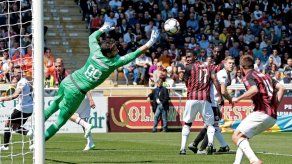 El Milan empata en Parma