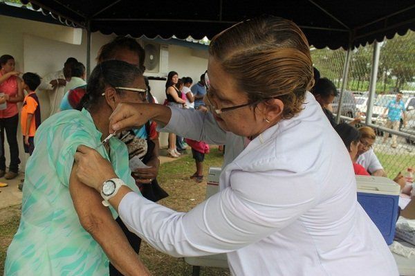 Establecen horarios y puntos de vacunación contra la influenza este fin de semana