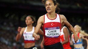 Alptekin pierde título olímpico de 1.500 metros por dopaje