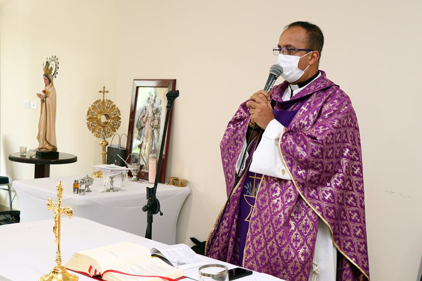 La Arquidiócesis de Panamá informó que el excura Luis Ruiz Quiroga fue cesado de sus funciones pastorales.