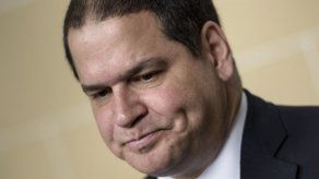 Líder parlamentario venezolano viaja a EEUU pese a anulación de pasaporte