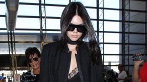Kendall Jenner también viaja en metro
