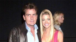 Charlie Sheen quiere pagar menos dinero a sus hijas