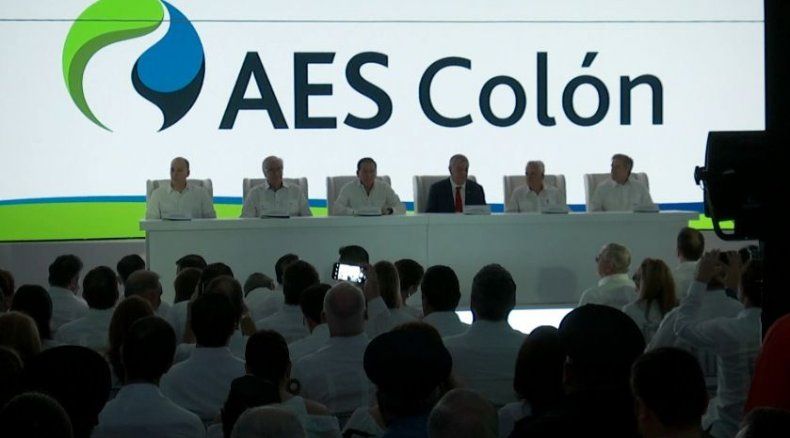 Cortizo asegura que la nueva Terminal de GNL reducirá los precios de la energía para los usuarios