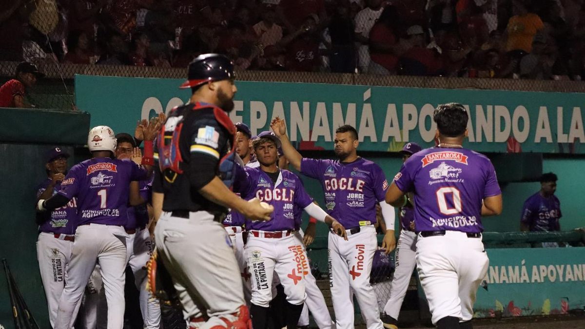Béisbol Mayor 2025: Coclé empata la serie final tras ganarle a Bocas del Toro