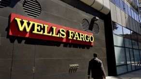 Accionistas demandan explicaciones de Wells Fargo