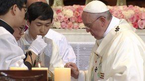 Papa insta a diálogo fraternal con China Papa insta a diálogo fraternal con China