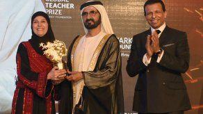 Una maestra palestina que educa en la no violencia gana premio de enseñanza