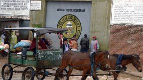 Crece huelga de presos en peligrosa cárcel boliviana